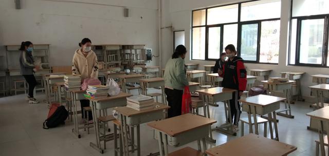 今天,开学!阜阳高三学子率先复课